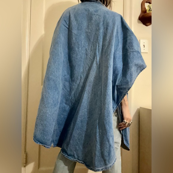 Vintage 1980’s Denim OSFA Zippered Poncho made in USA - Picture 12 of 12